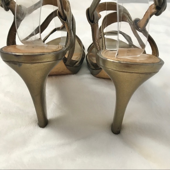 Tahari Senorita Gold Heels - Picture 5 of 8